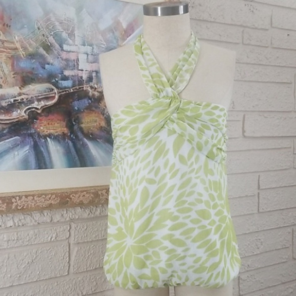 🌹Charlotte Russe Bubble Hem Halter Style Top